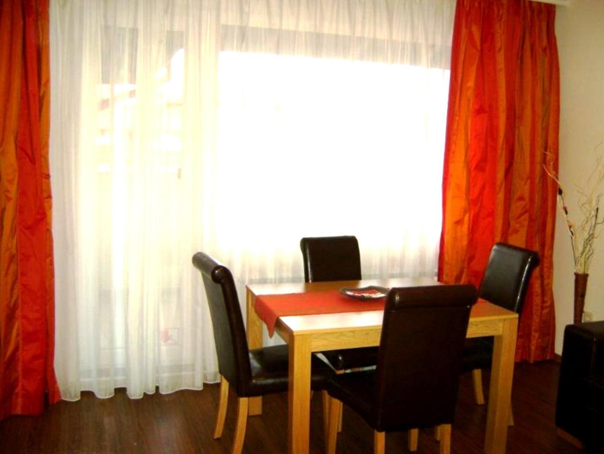 Bansko Ski Apartments In Bansko Royal Towers Room photo