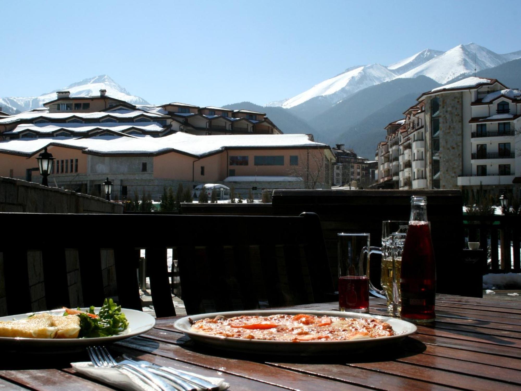 Bansko Ski Apartments In Bansko Royal Towers Exterior photo